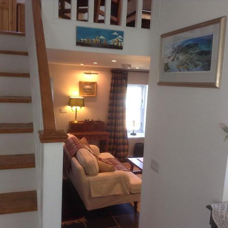 Tidal Cottage On The Shore Isle Of Skye Breakish Экстерьер фото